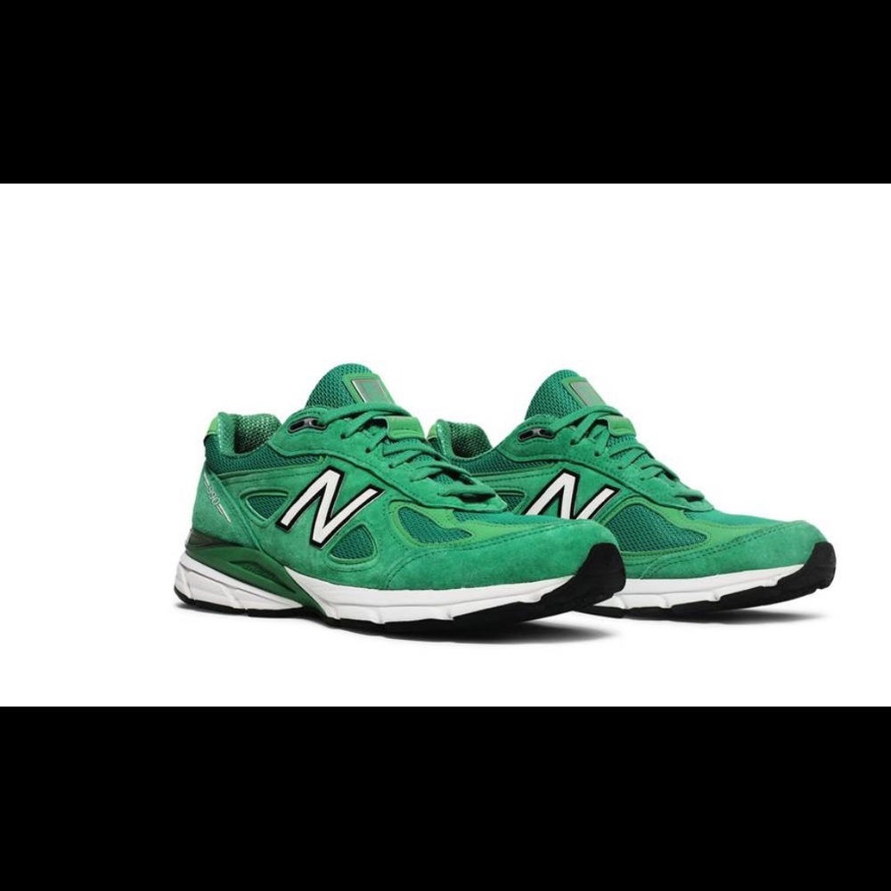 New Balance 990v4 Men’s Sneakers